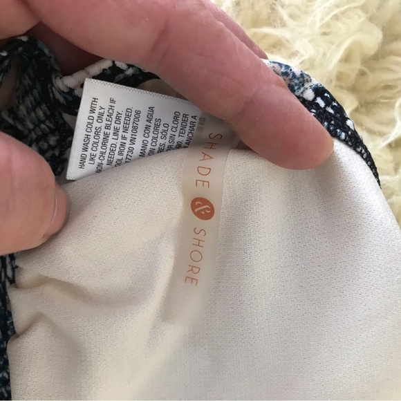 SHADE & Shore two piece bikini swim suit. - Picture 5 of 7